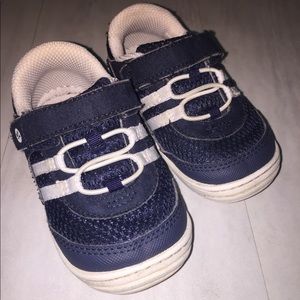Toddler boys navy Ivan Stride Rite, size 6